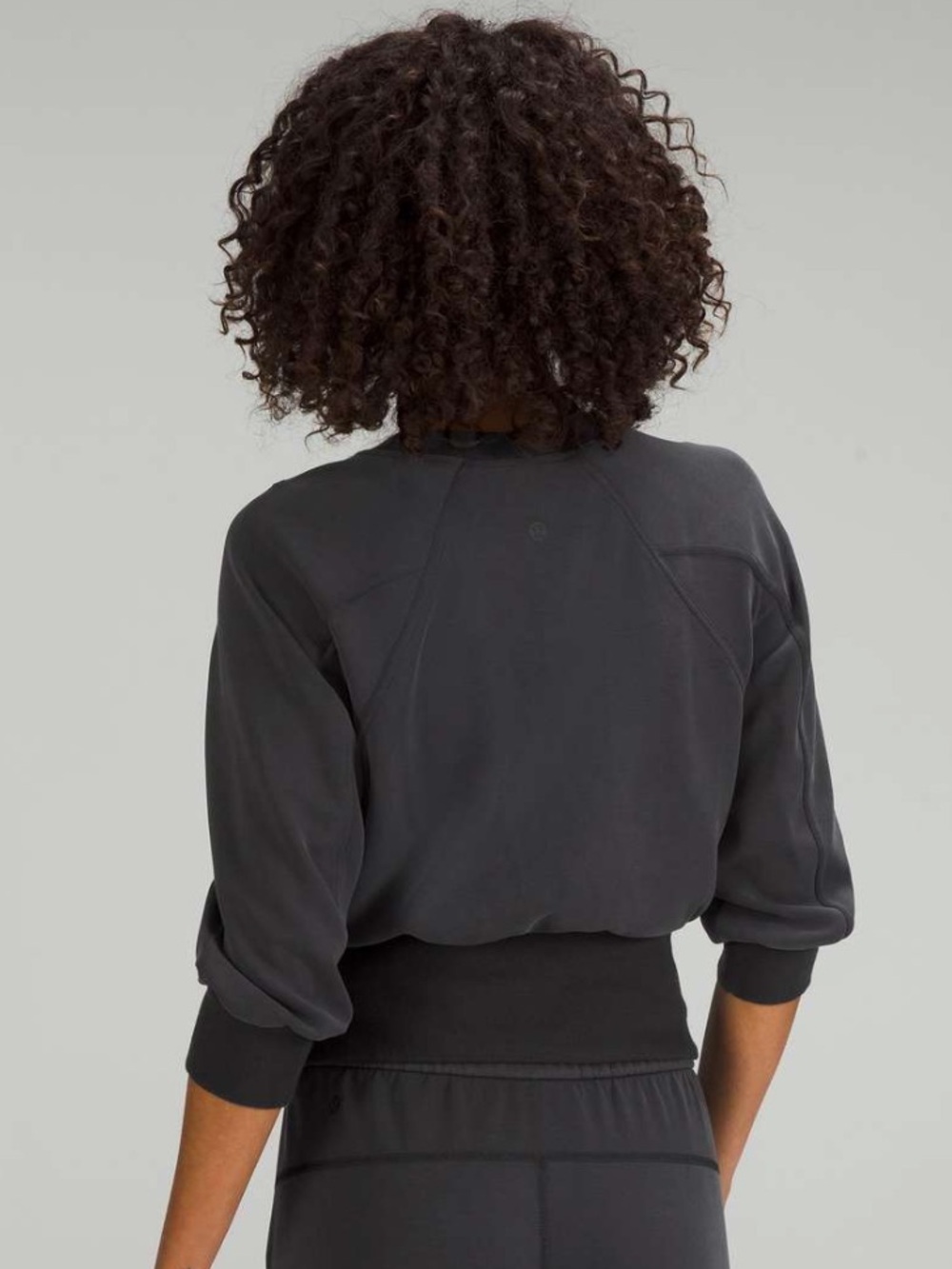 lululemon athletica soft stream ribbed hem pull overcharcoal gray cropped tshirt
